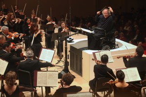 THE MET ORCHESTRA