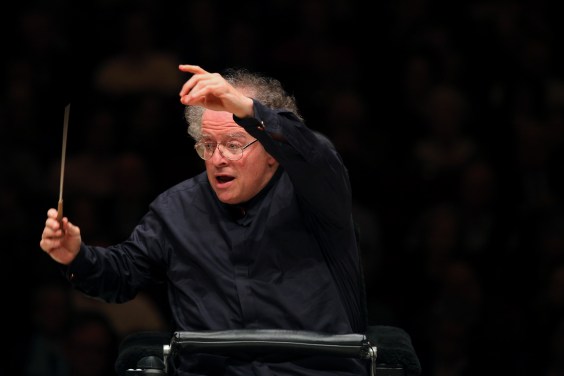 THE MET ORCHESTRA