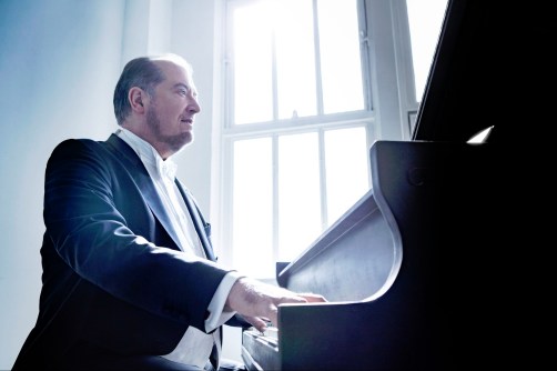 GARRICK_OHLSSON-6228-2000x1333